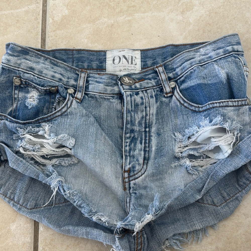 One teaspoon denim shorts - size 25